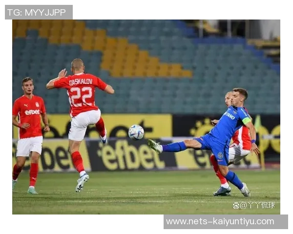 克卢日与马模激战在即谁能在欧联杯小组赛中脱颖而出